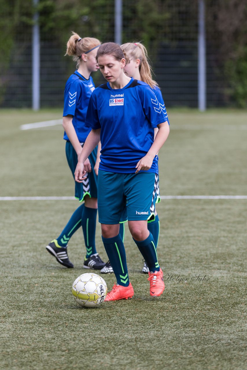 Bild 85 - B-Juniorinnen Pokalfinale VfL Oldesloe - Holstein Kiel : Ergebnis: 0:6